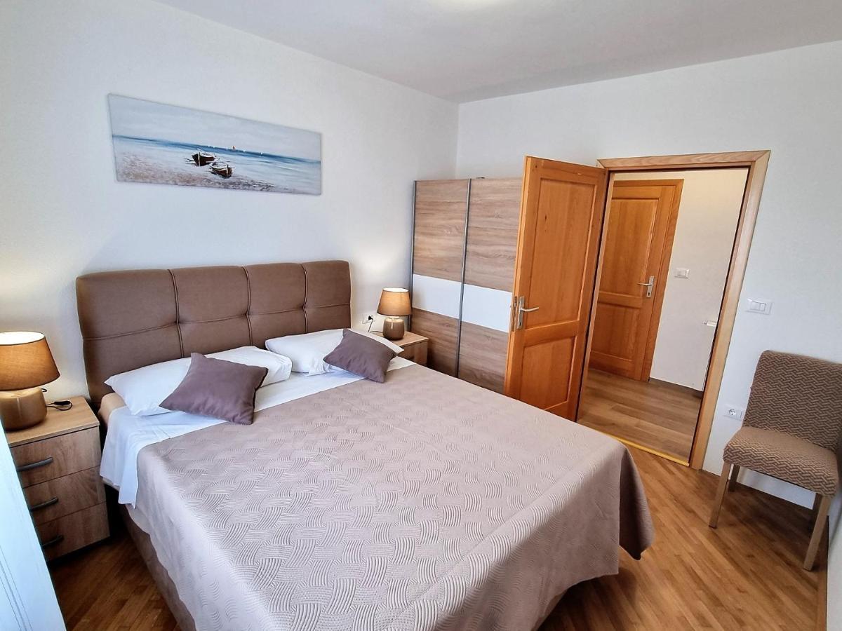 Apartments Valentina Umag Buitenkant foto